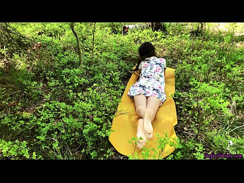 ❤️ Stranger on Tinder Masturbates My Pussy and Fucks passionately in the forest Porn video sa amin ❤