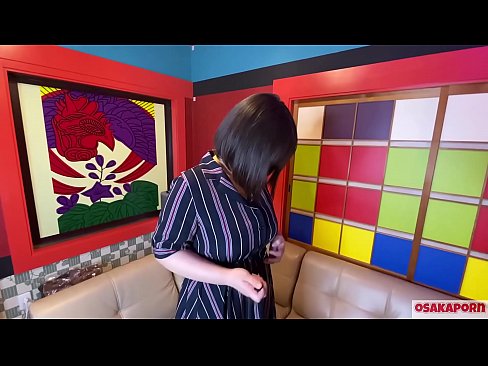 ❤️ Ang Japanese cutie na may malalaking tite ay nagsasalsal sa mga laruang pang-sex at may orgasm. Siya ay nagsasalita sa isang pakikipanayam tungkol sa kanyang fucking experience. Malaking tits at mabalahibong puki umuungol ng malakas. Osakaporn Porn video sa amin ❤