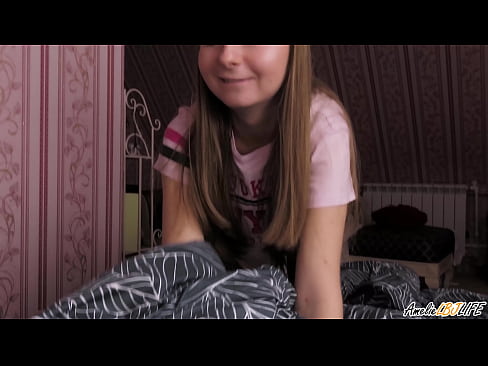 ❤️ Si Blondie ay sumipsip ng malalim sa kanyang BFF at Nakuha ang Cum sa Kanyang Bibig Porn video sa amin ❤